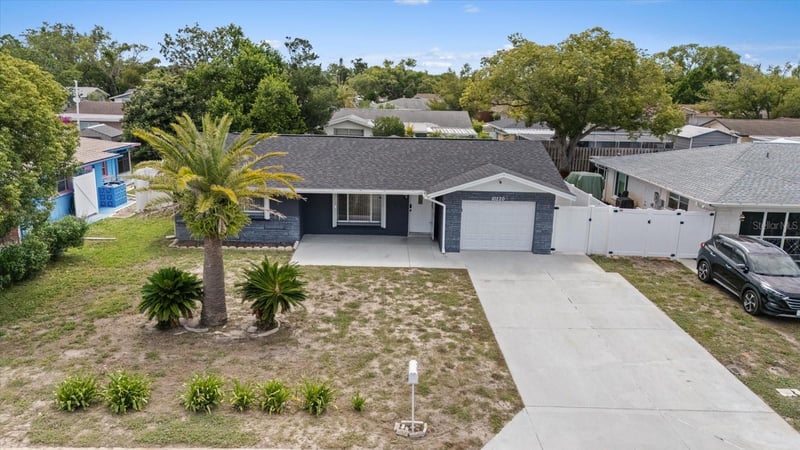 10220 Oak Hill Dr, Port Richey, FL 34668