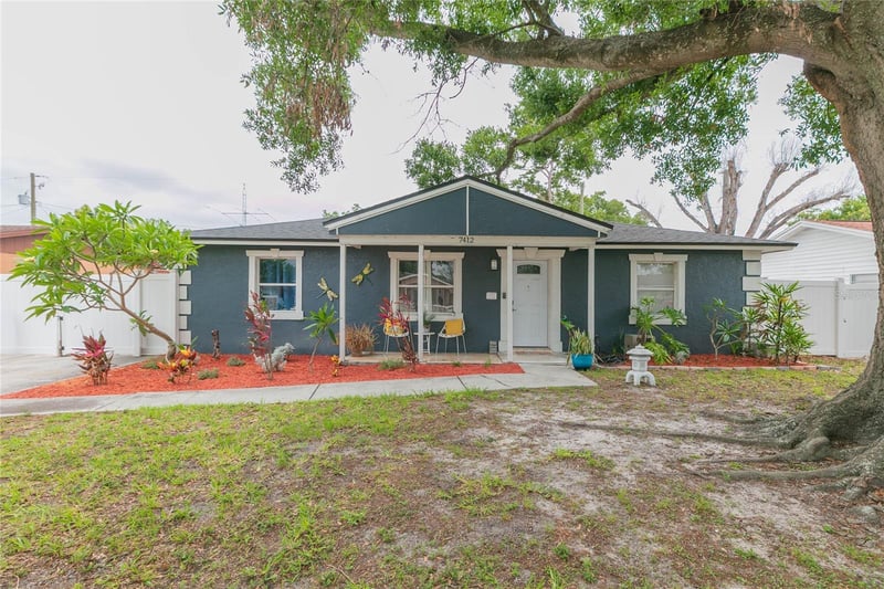 7412 Kingston Dr, Tampa, FL 33619