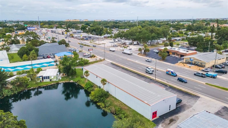 6581 Seminole Blvd, Seminole, FL 33772