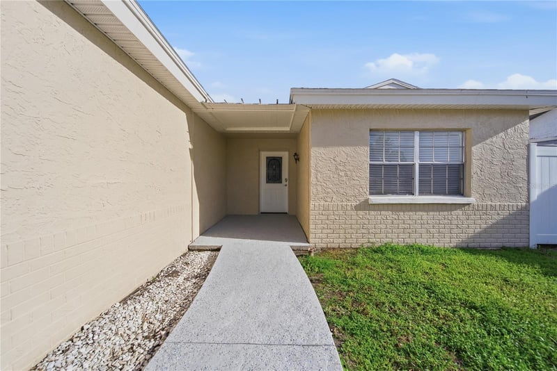 6292 109th Ave, Pinellas Park, FL 33782
