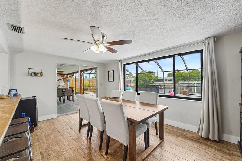 5736 Melaleuca Dr, Holiday, FL 34690