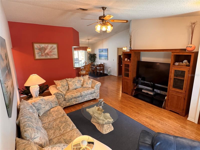 9289 92nd Way, Seminole, FL 33777