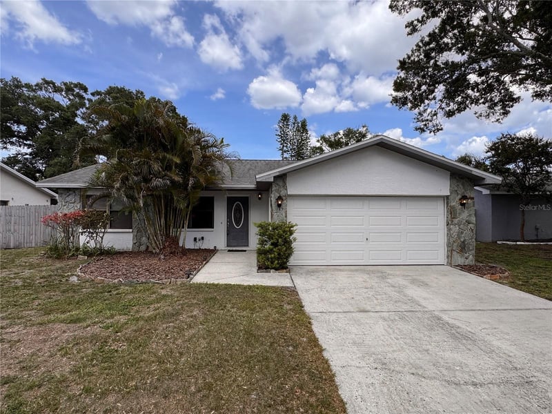 9289 92nd Way, Seminole, FL 33777