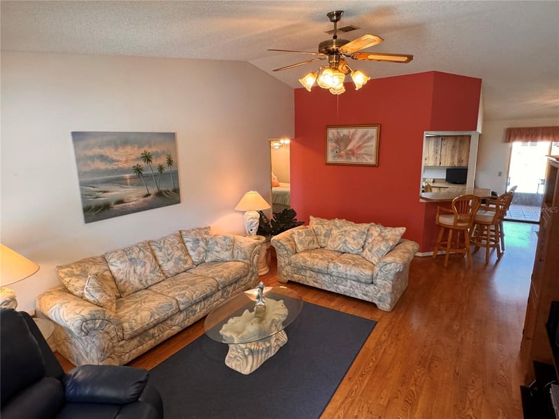 9289 92nd Way, Seminole, FL 33777