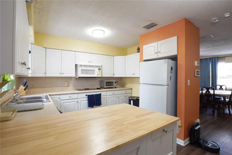 737 52nd Ave, St Petersburg, FL 33705