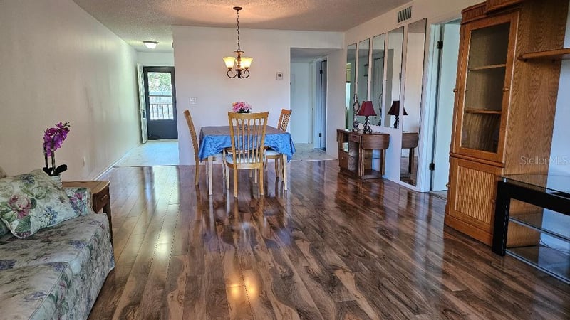 5920 80th St #308, St Petersburg, FL 33709