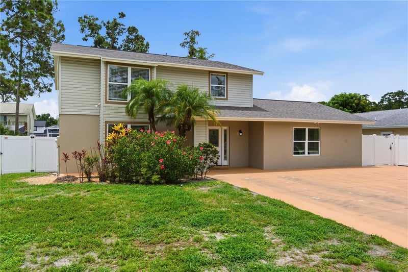 7008 Edenbrook Ct, Tampa, FL 33634