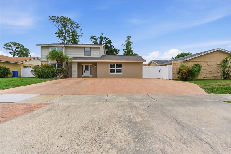 7008 Edenbrook Ct, Tampa, FL 33634