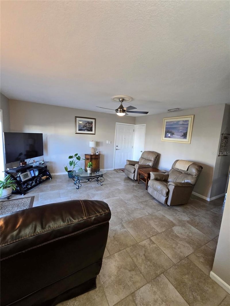 5231 Beach Dr #A, St Petersburg, FL 33705