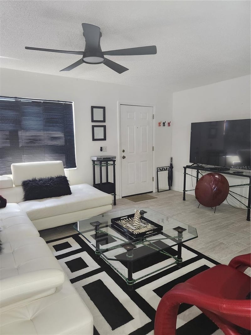 9101 Hillsborough Ave #I209, Tampa, FL 33615