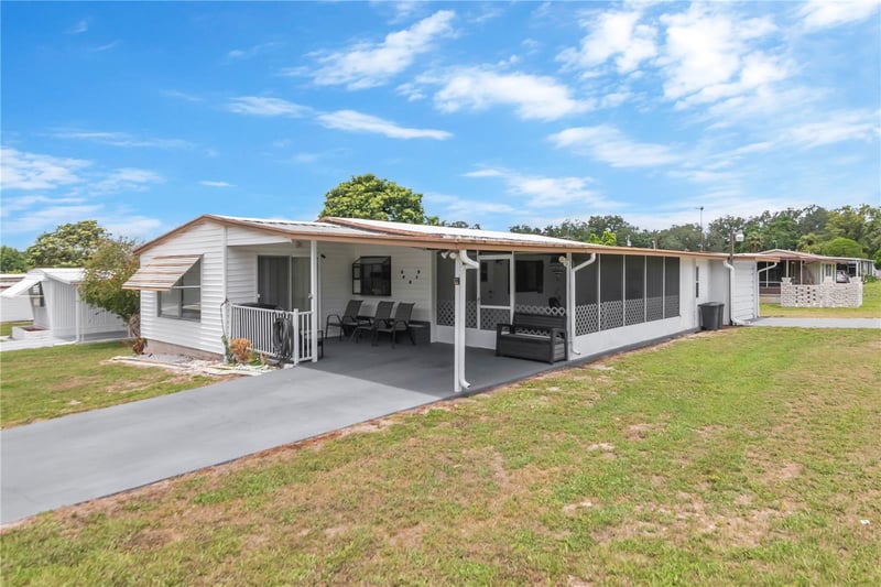 39219 Ola Ave, Zephyrhills, FL 33542