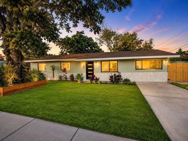 7001 59th St, Pinellas Park, FL 33781