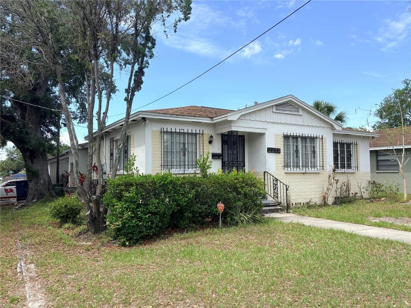 2217 Mallory Ave, Tampa, FL 33605