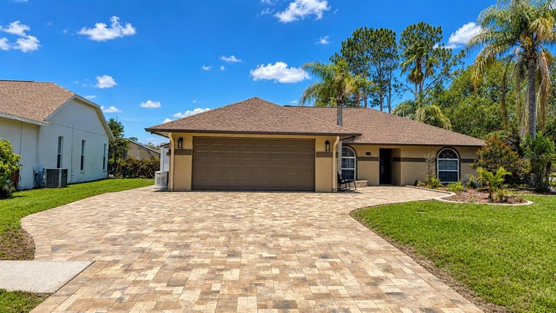 6441 Silver Oaks Dr, Zephyrhills, FL 33542