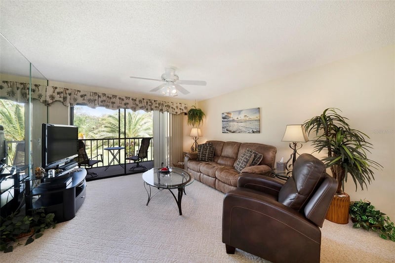 124 Cypress Ct, Oldsmar, FL 34677