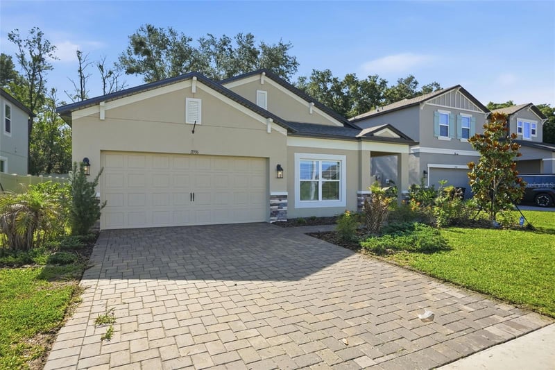 11996 Hilltop Farms Dr, Dade City, FL 33525