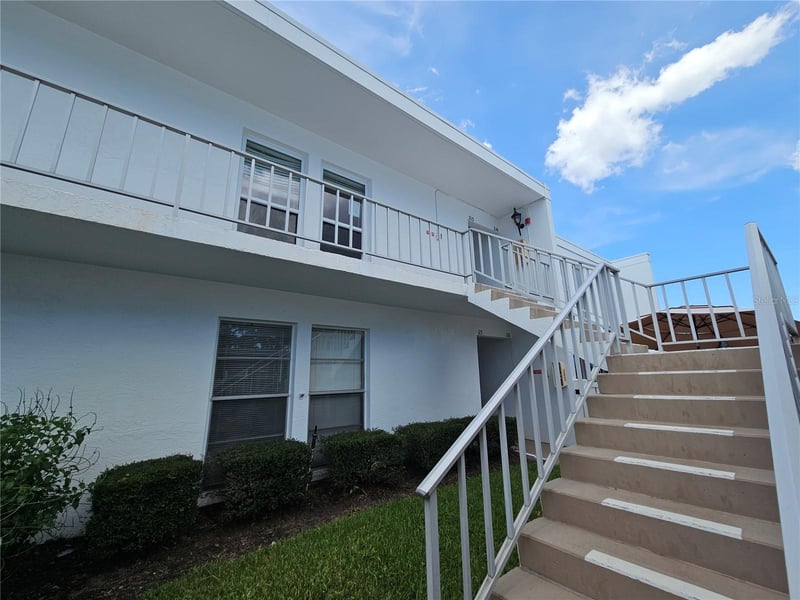 1655 Highland Ave #B215, Clearwater, FL 33756