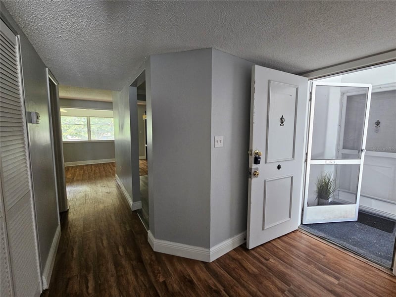 1655 Highland Ave #B215, Clearwater, FL 33756
