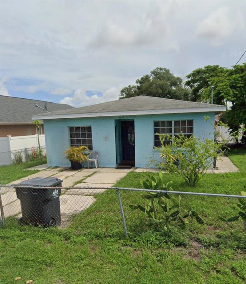 3915 Broad St, Tampa, FL 33614
