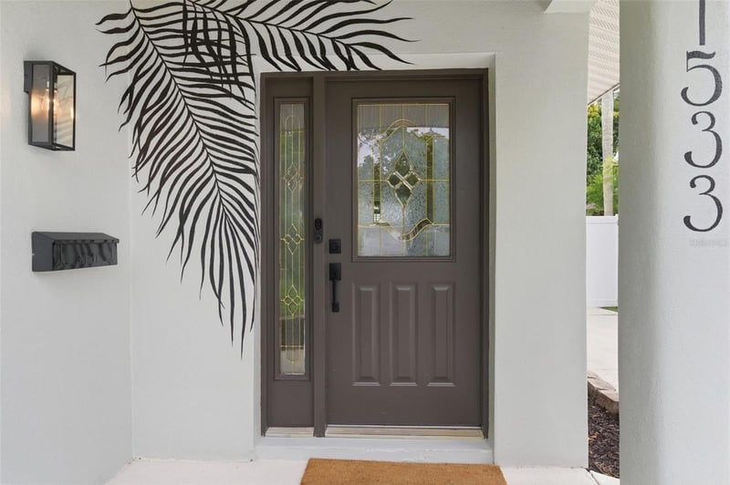 1533 Suffolk St, St Petersburg, FL 33710