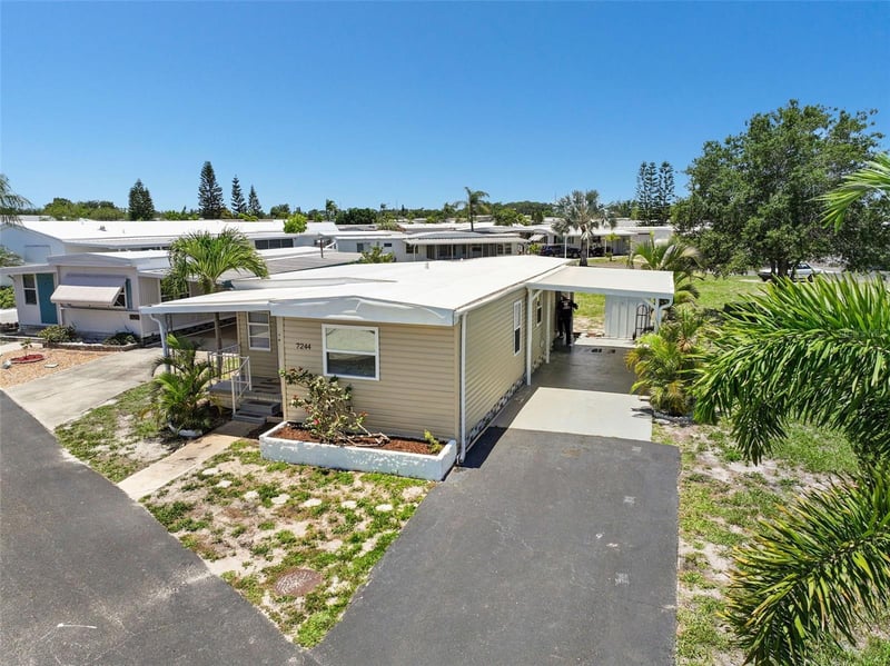 7244 Mount Fairfield Rd #530, St Petersburg, FL 33702