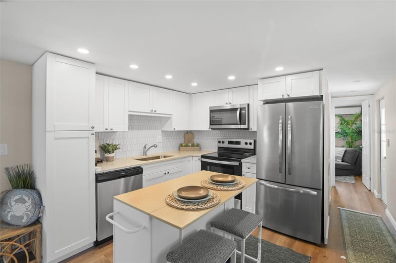 7244 Mount Fairfield Rd #530, St Petersburg, FL 33702