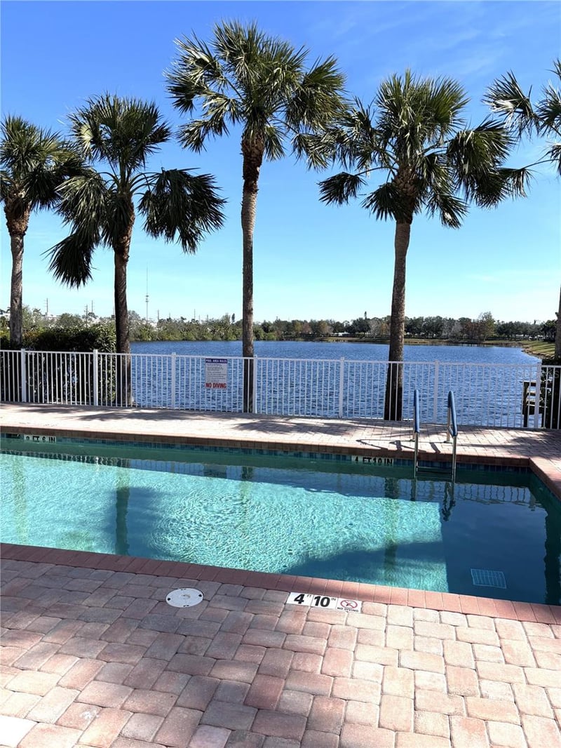3825 45th Ter #104, Bradenton, FL 34210