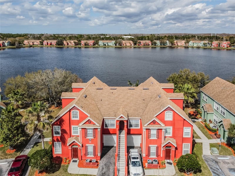 9632 Lake Chase Island Way #9632, Tampa, FL 33626