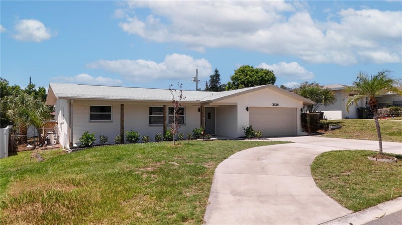 3538 Shady Bluff Dr, Largo, FL 33770