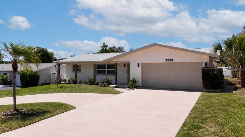 3538 Shady Bluff Dr, Largo, FL 33770