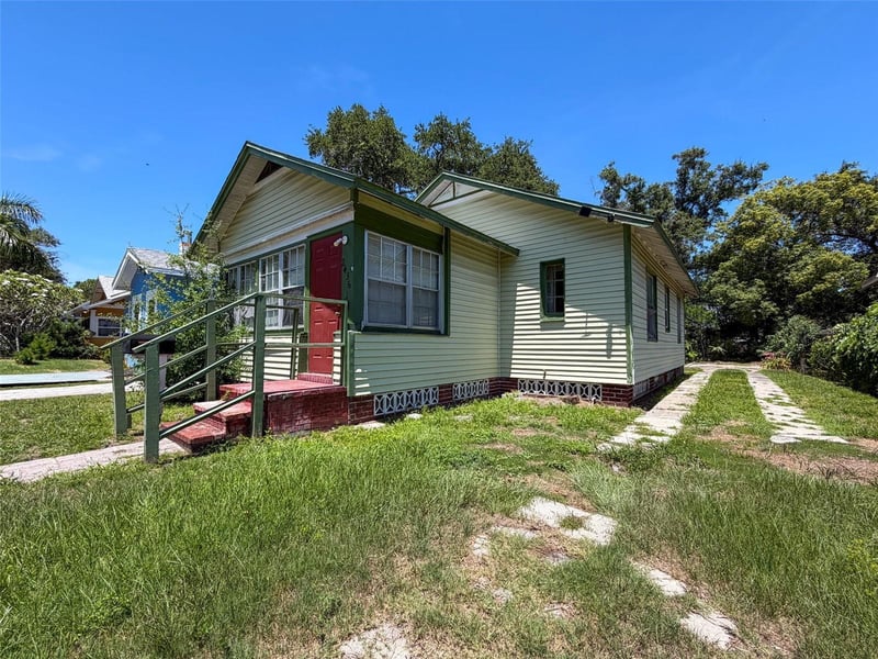 2436 10th St, St Petersburg, FL 33705