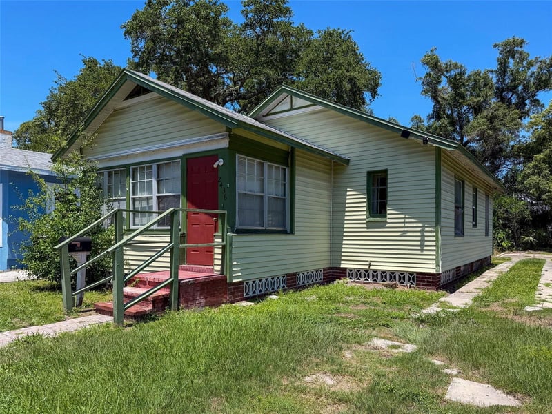 2436 10th St, St Petersburg, FL 33705