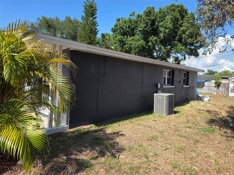 917 27th St, Bradenton, FL 34208