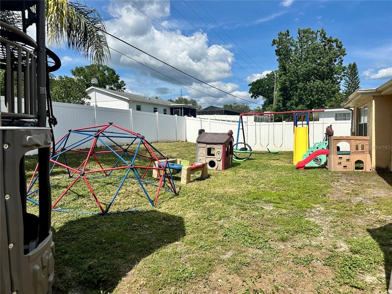 7917 Foxwood Dr, New Port Richey, FL 34653