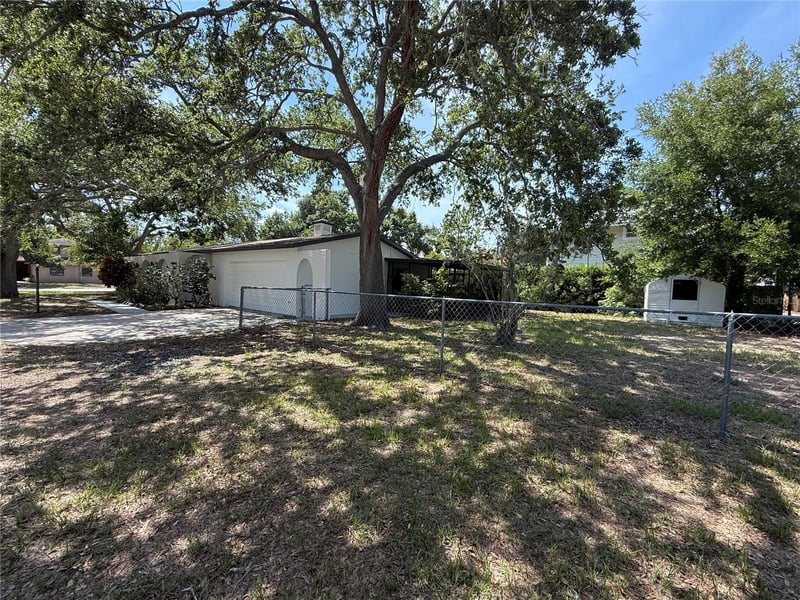 4589 32nd Ave, St Petersburg, FL 33713