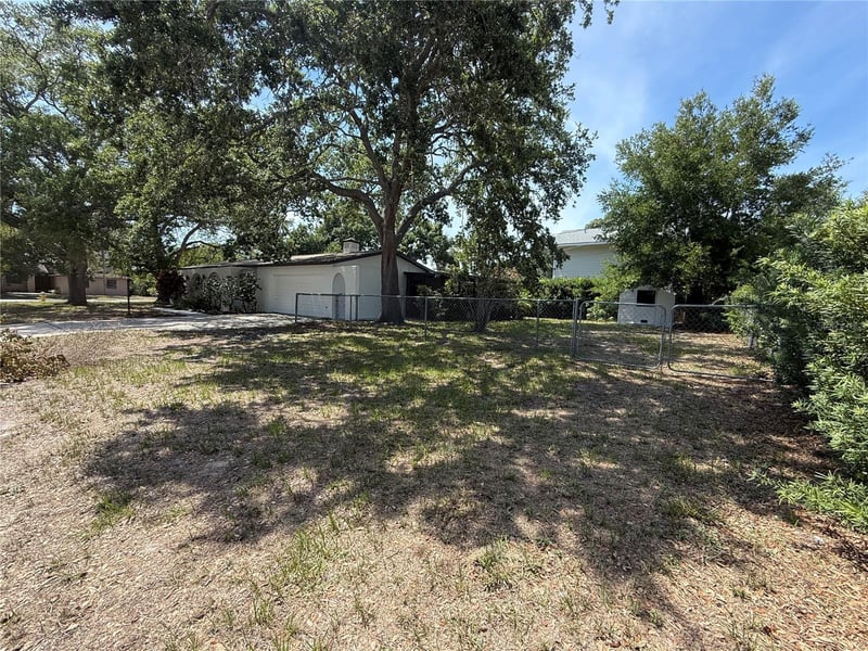 4589 32nd Ave, St Petersburg, FL 33713