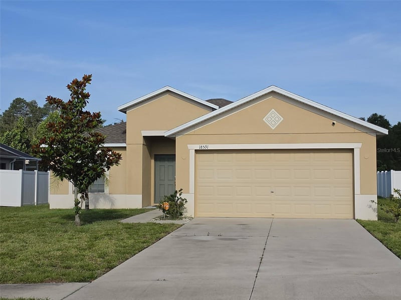 18591 Briar Oaks Dr, Hudson, FL 34667
