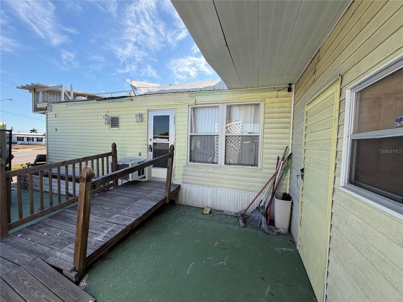 503 51st Avenue Pz, Bradenton, FL 34207