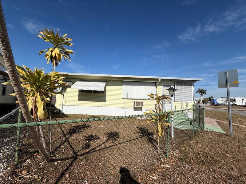 503 51st Avenue Pz, Bradenton, FL 34207