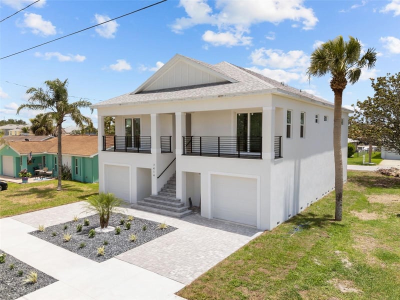 7414 Mako Dr, Hudson, FL 34667