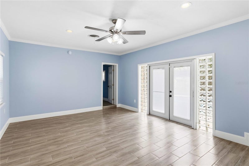 4001 Arkansas Ave, St Petersburg, FL 33703