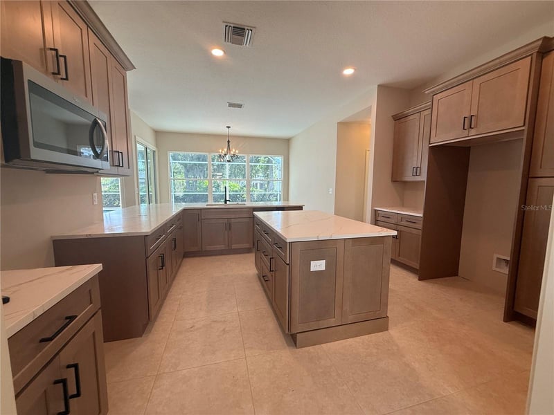 3203 Alcott Ave, Plant City, FL 33566