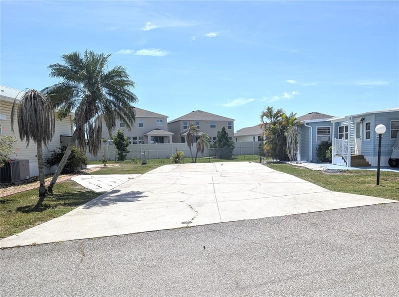 3333 26th Ave #1335, Bradenton, FL 34208