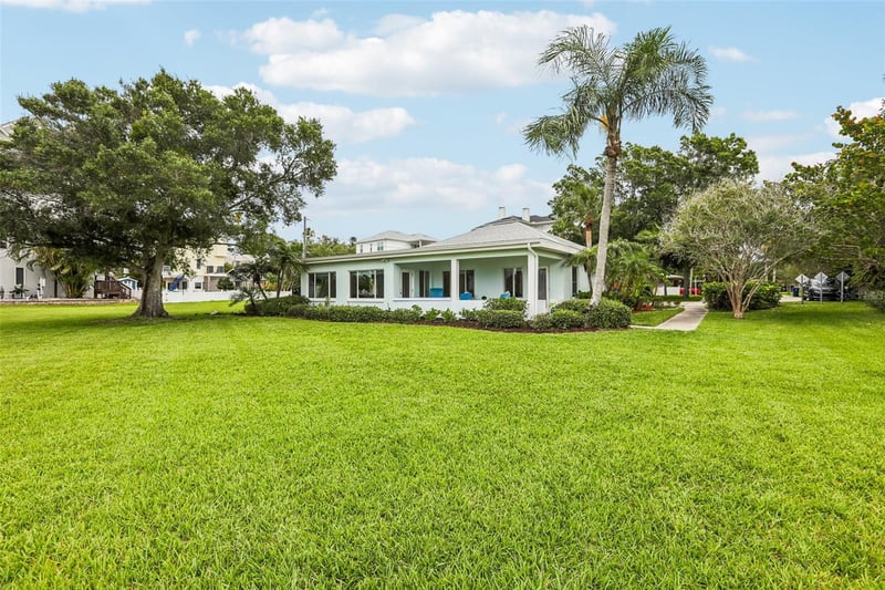 610 Indiana Ave, Crystal Beach, FL 34681