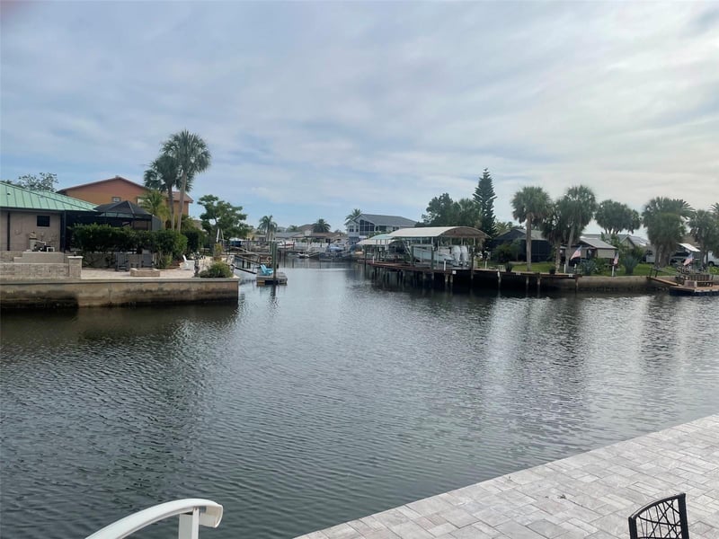 7128 Southwind Dr, Hudson, FL 34667