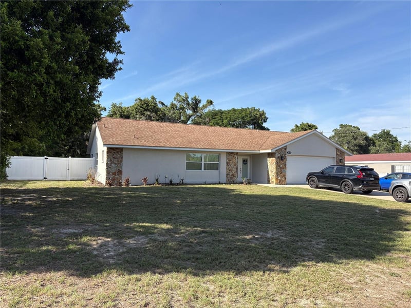 9535 Gary St, Hudson, FL 34669