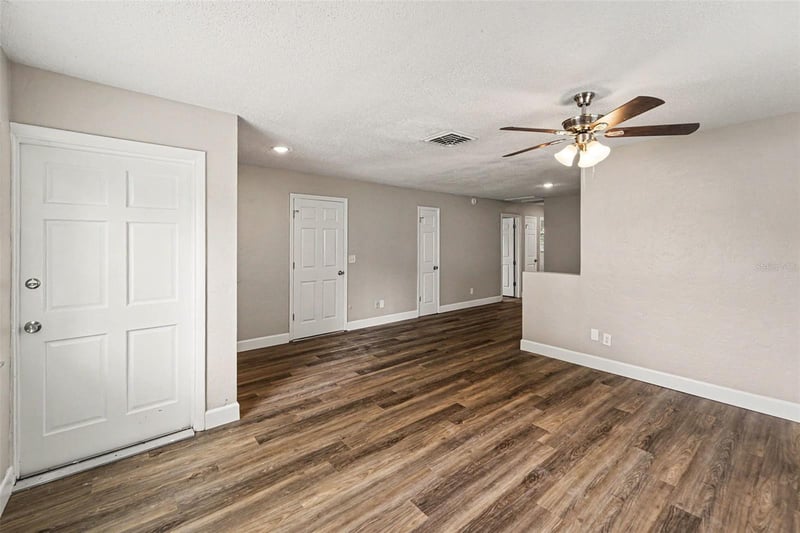 4041 53rd Ave, St Petersburg, FL 33714