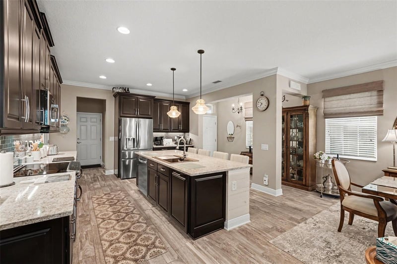 30329 Southwell Ln, Wesley Chapel, FL 33543