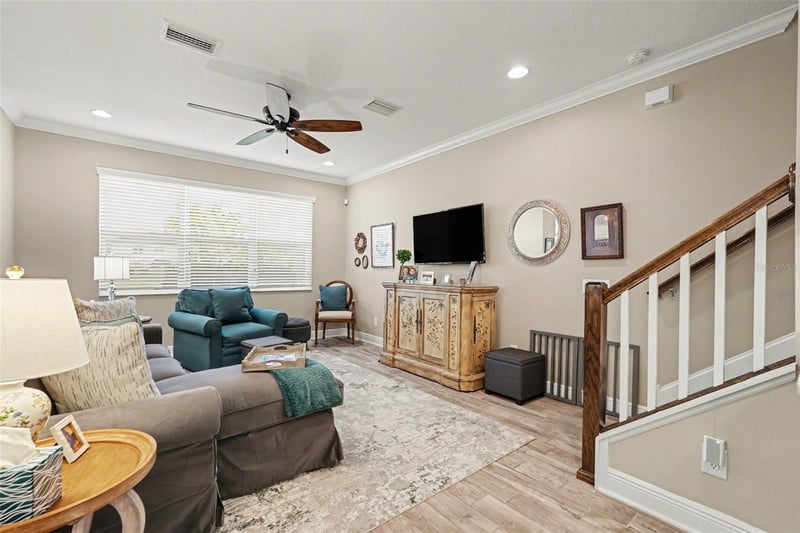 30329 Southwell Ln, Wesley Chapel, FL 33543