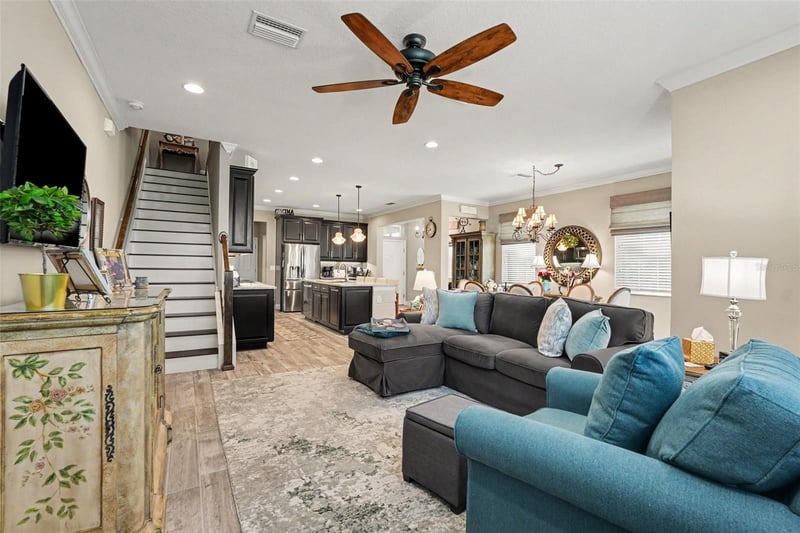 30329 Southwell Ln, Wesley Chapel, FL 33543